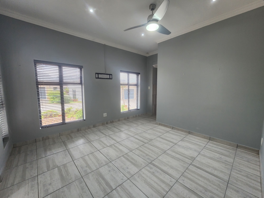 3 Bedroom Property for Sale in Hartenbos Central Western Cape